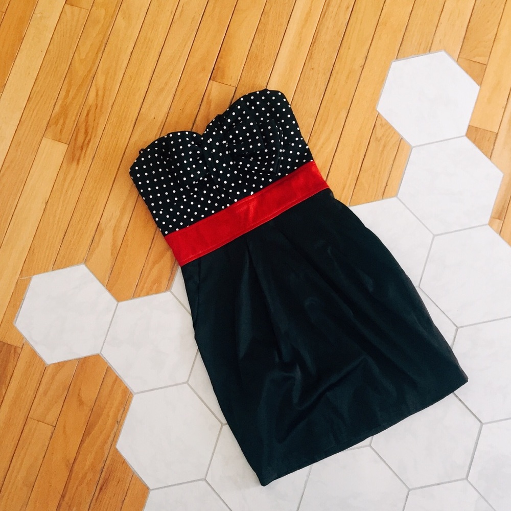 Black and white polkadot strapless dress